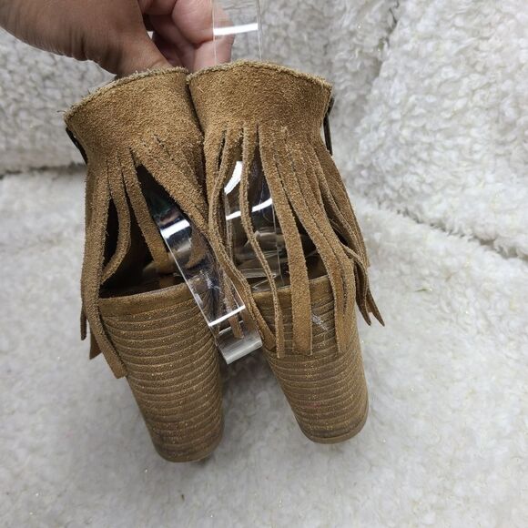 Carlos Santana Jasper 2 Tan Suede Fringed Peep-toe Open Heel Bootie sz 8.5 - Picture 4 of 7